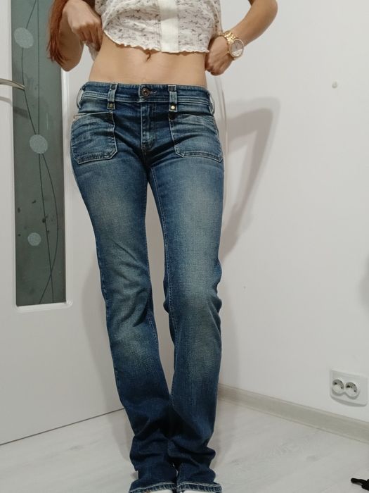 Blugi Diesel cu talie joasa xs-s