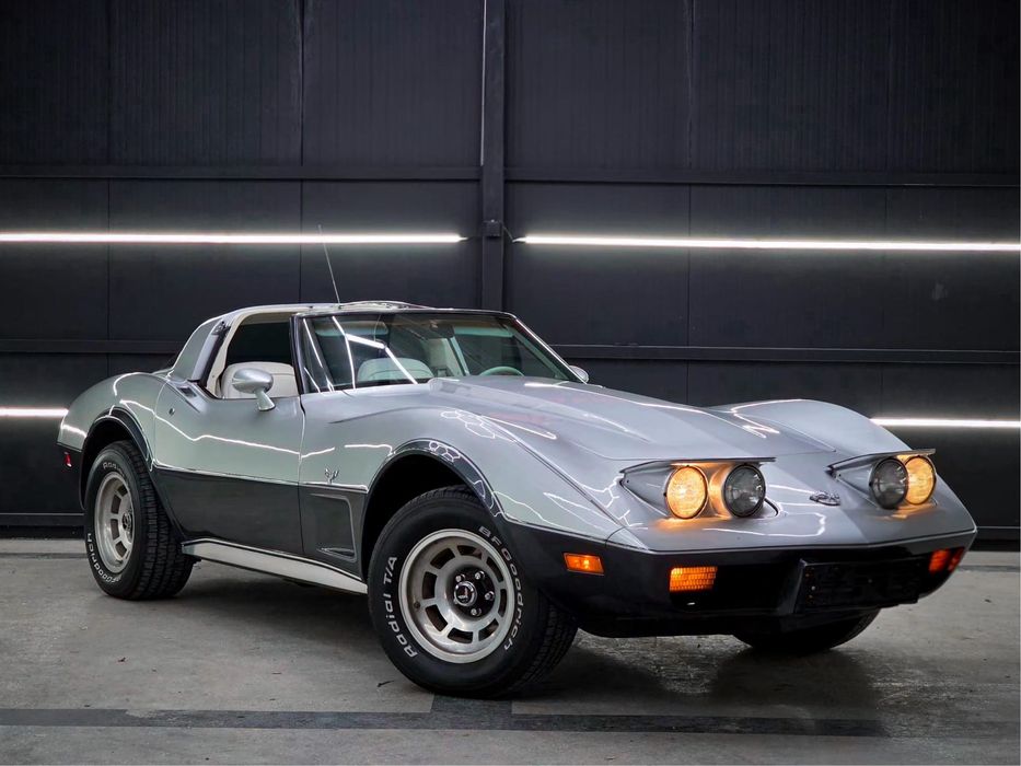 Pret 39.900 Chevrolet Corvette 1978/Editia 25 de ani/Restaurat Complet