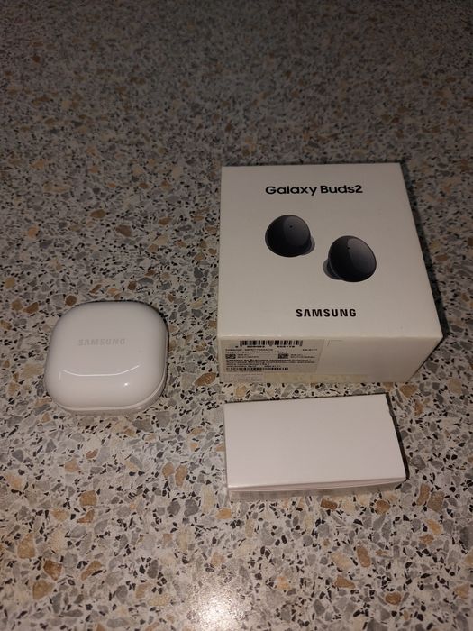 Наушники Samsung galaxy buds 2.