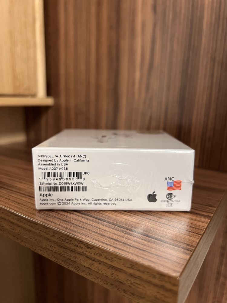 Apple AirPods 4 (ANC)