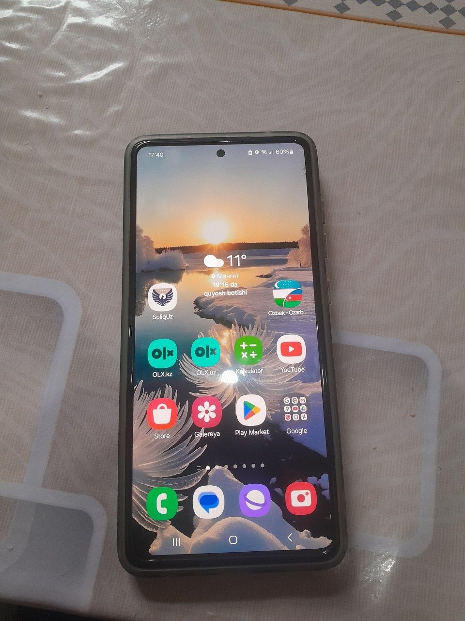 Samsung galaxy a52 8/256
