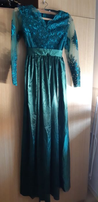 Rochie lungă elegantă