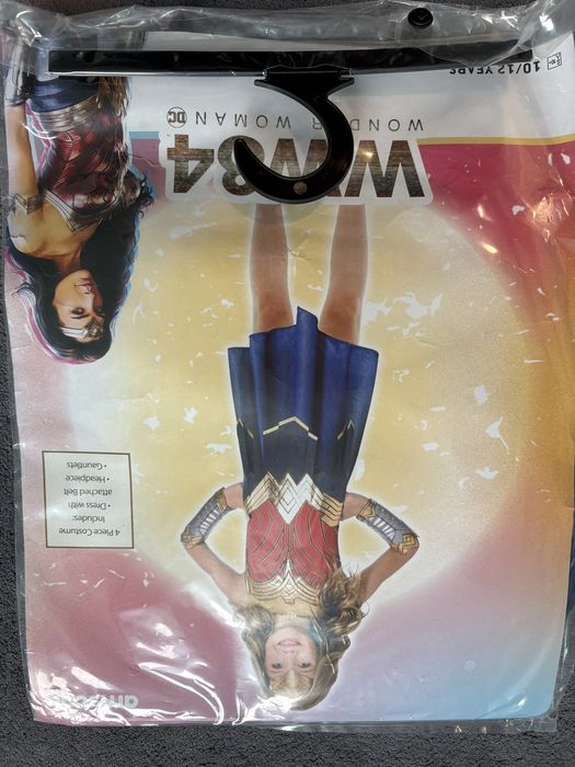 Карнавални костюми за момичета