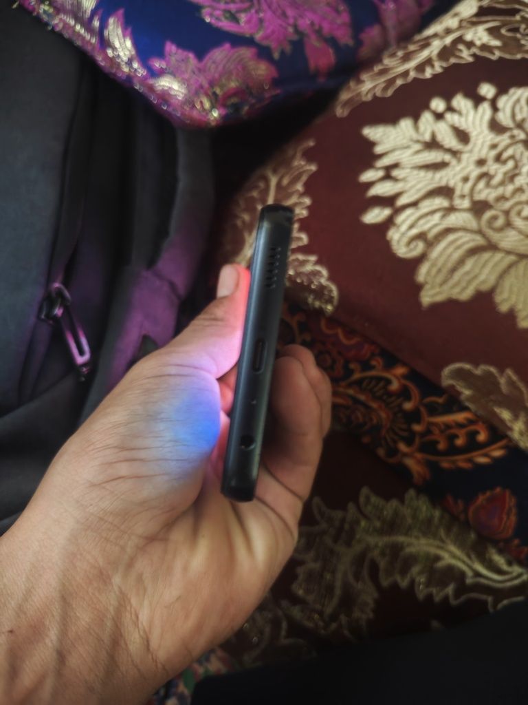 Samsung a24 6 128 GB