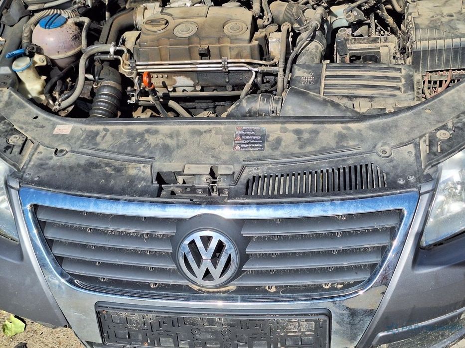 Grilă față VOLKSWAGEN PASSAT Variant 3C5 2008 1.9 TDI BLS 77KW|105HP 2008