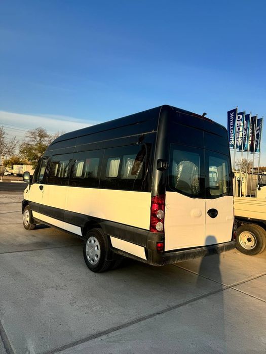 Пассажирский Jac Sunrey