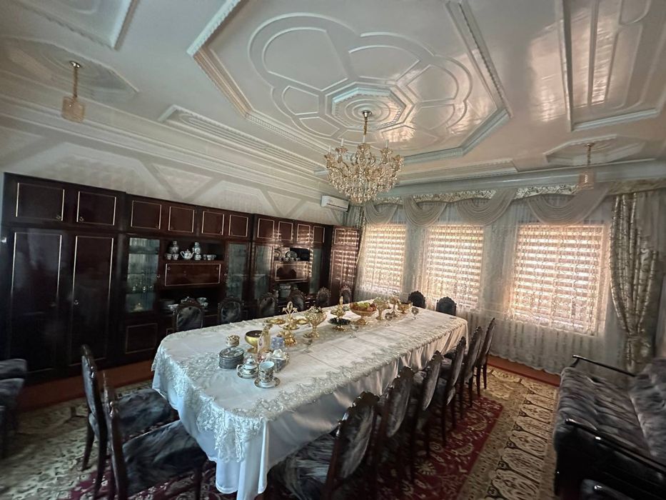Яккасарай Саламатина Мукими Продается Земля 6,7 соток. Фасад 20м
