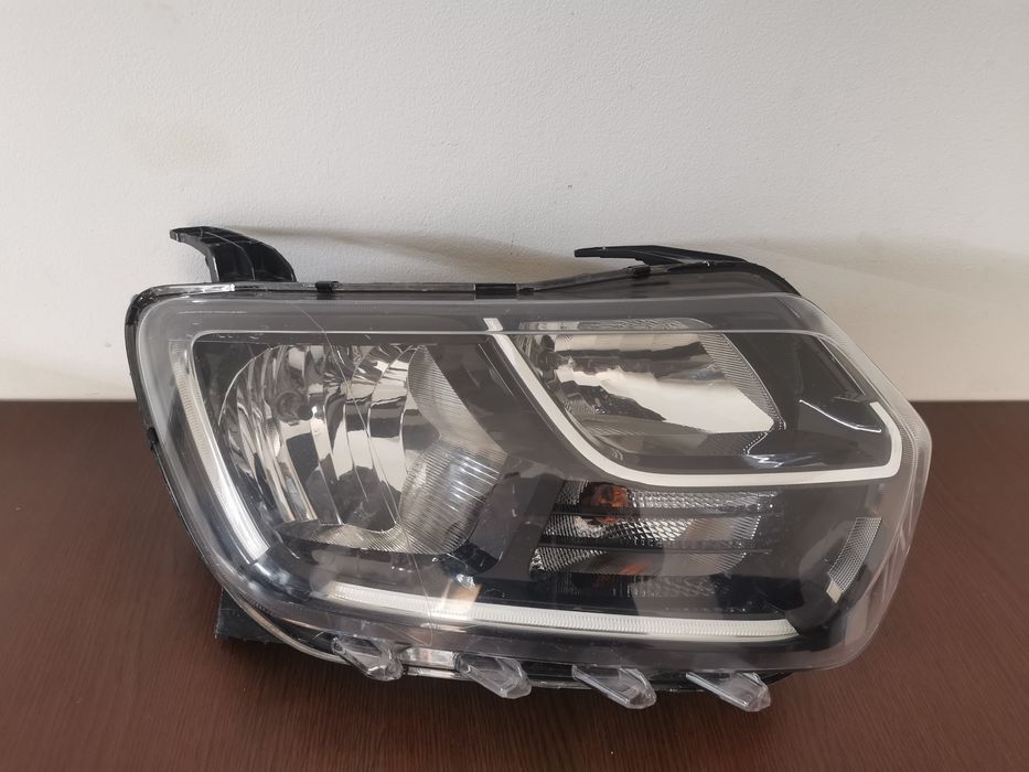 Far dreapta Dacia Duster an 2017/2021