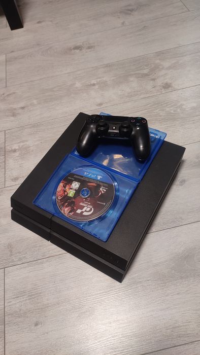 Продам PS4 Slim 1 TB