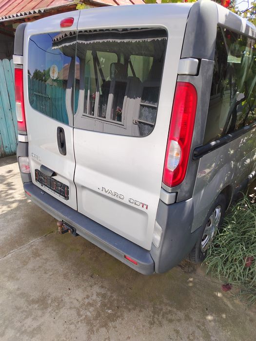 Opel vivaro 8+1, an 2010