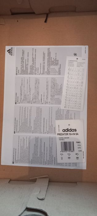 Adidași fotbal/sală nr 46