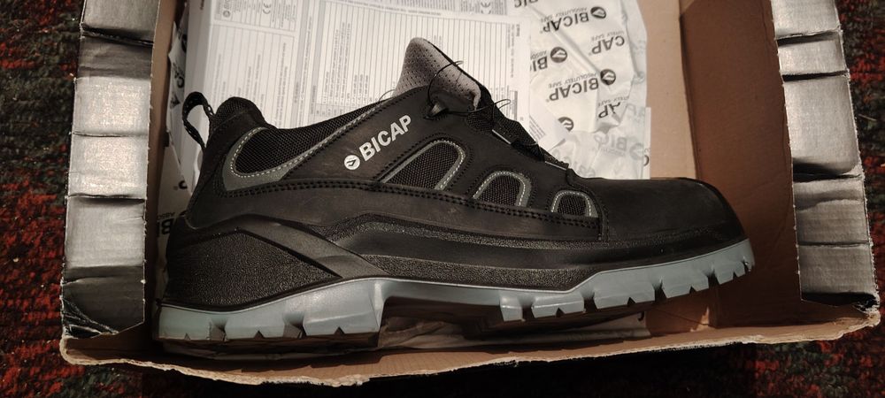 Монтажные ботинки BICAP