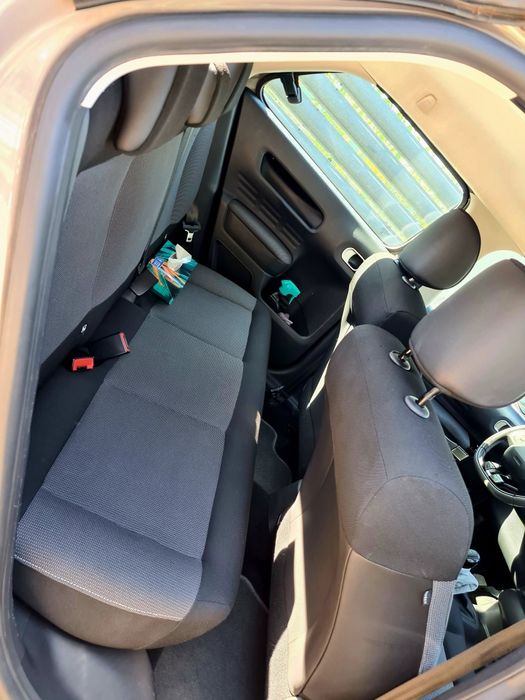 Vând citroen c4 cactus