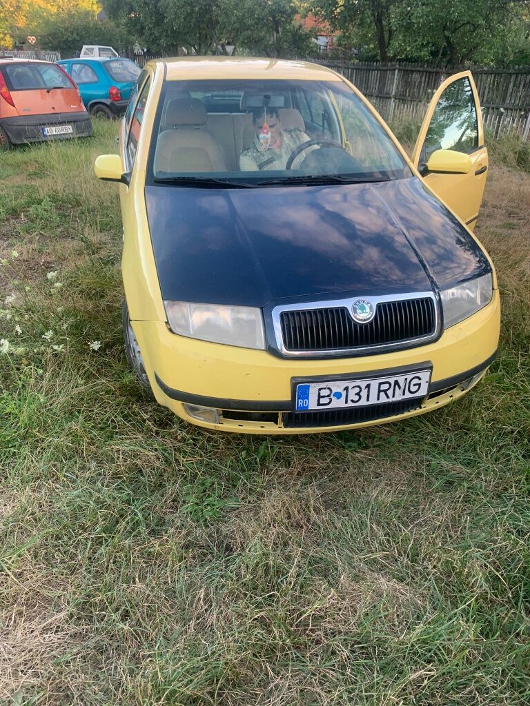 Dezmembrez Skoda Fabia 1,4 2003