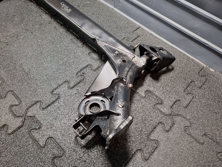 Punte spate SKODA RAPID II NA2 2011 - >1.6 TDI CLNA 6RF500051