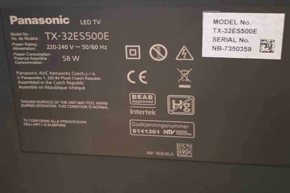 Vând: Smart TV Panasonic Viera LED 32" Full HD - TX-32ES500E