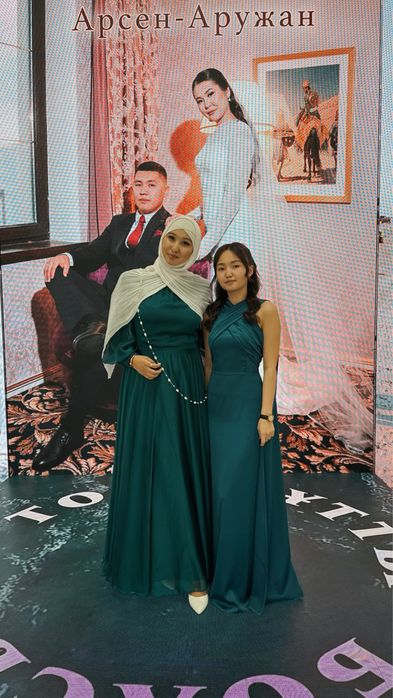 Вечернее длинное платье