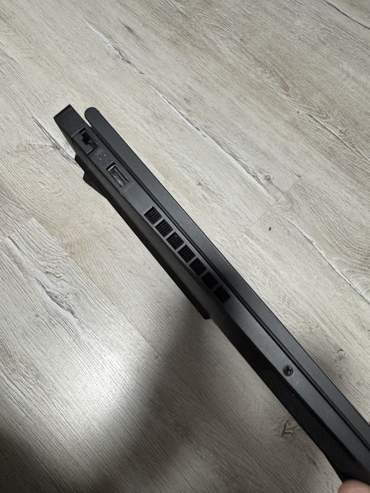 Laptop gaming Omen,windows 11,cooler.