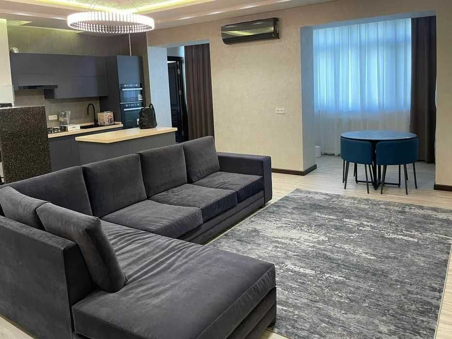 сдается квартира евро ремонт 3х ком.