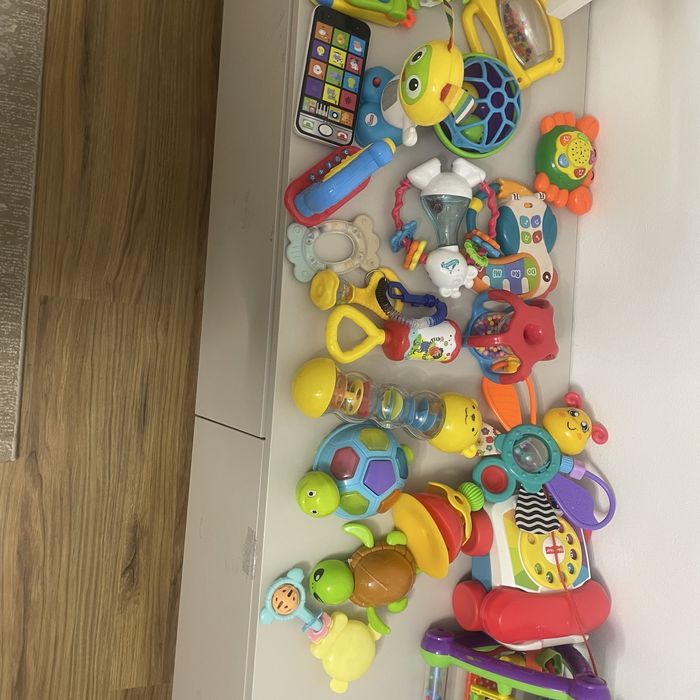 Lot jucari fhisher price, chico si alte mărci  ,se pot vinde si separa