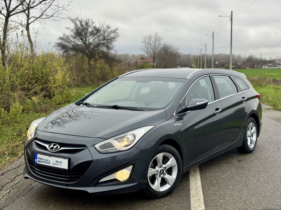 Hyundai I40 / LED / Keyless GO+Entry / BI-XENON