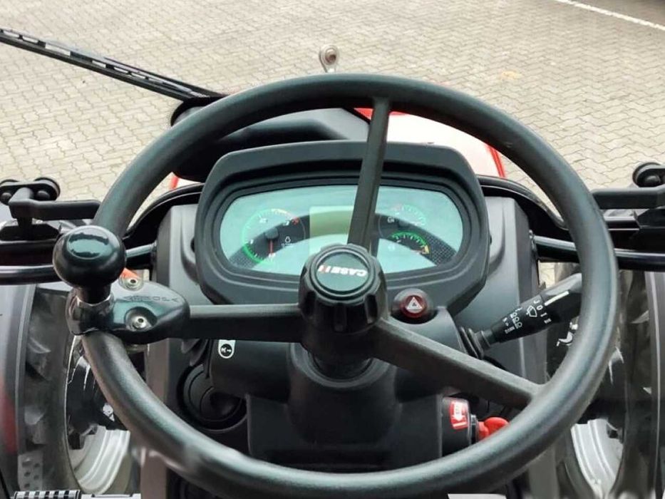 Трактор колесный Case IH 105 U PRO