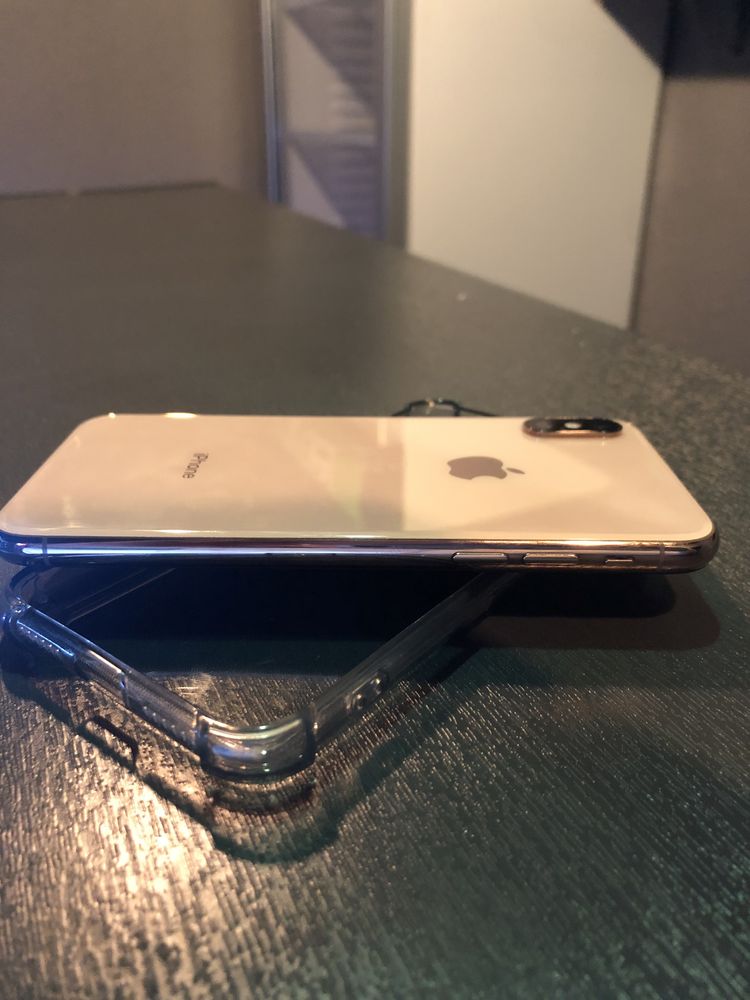 iphone Xs gold 64