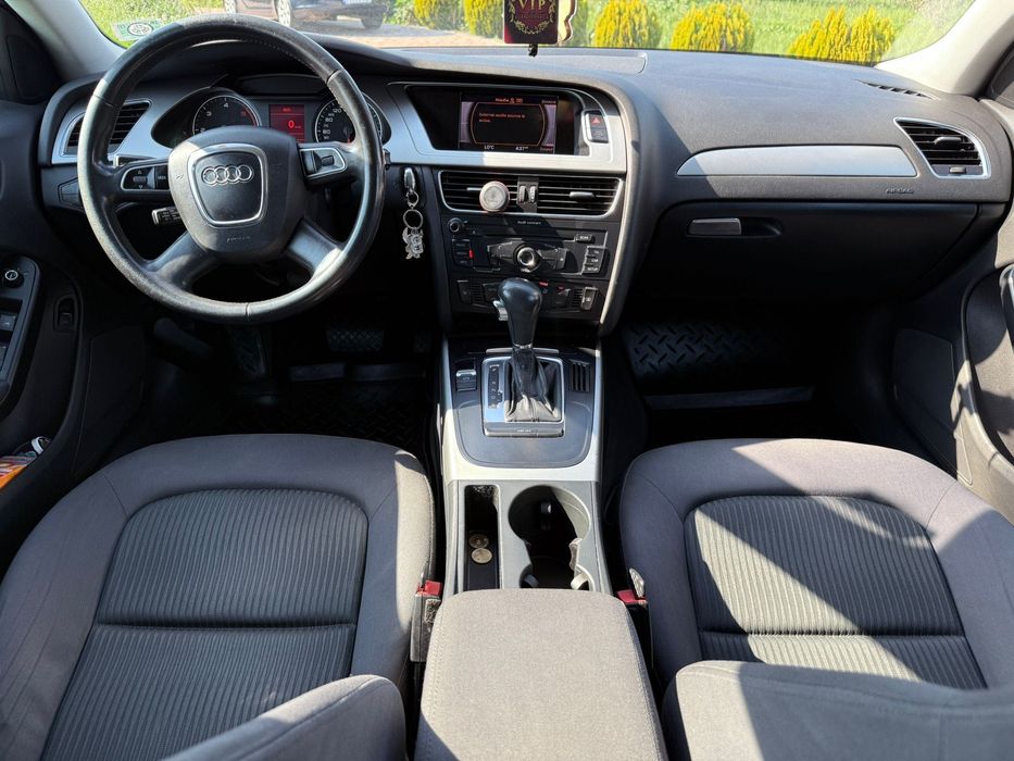 Vând - Schimb  Audi A4 B8