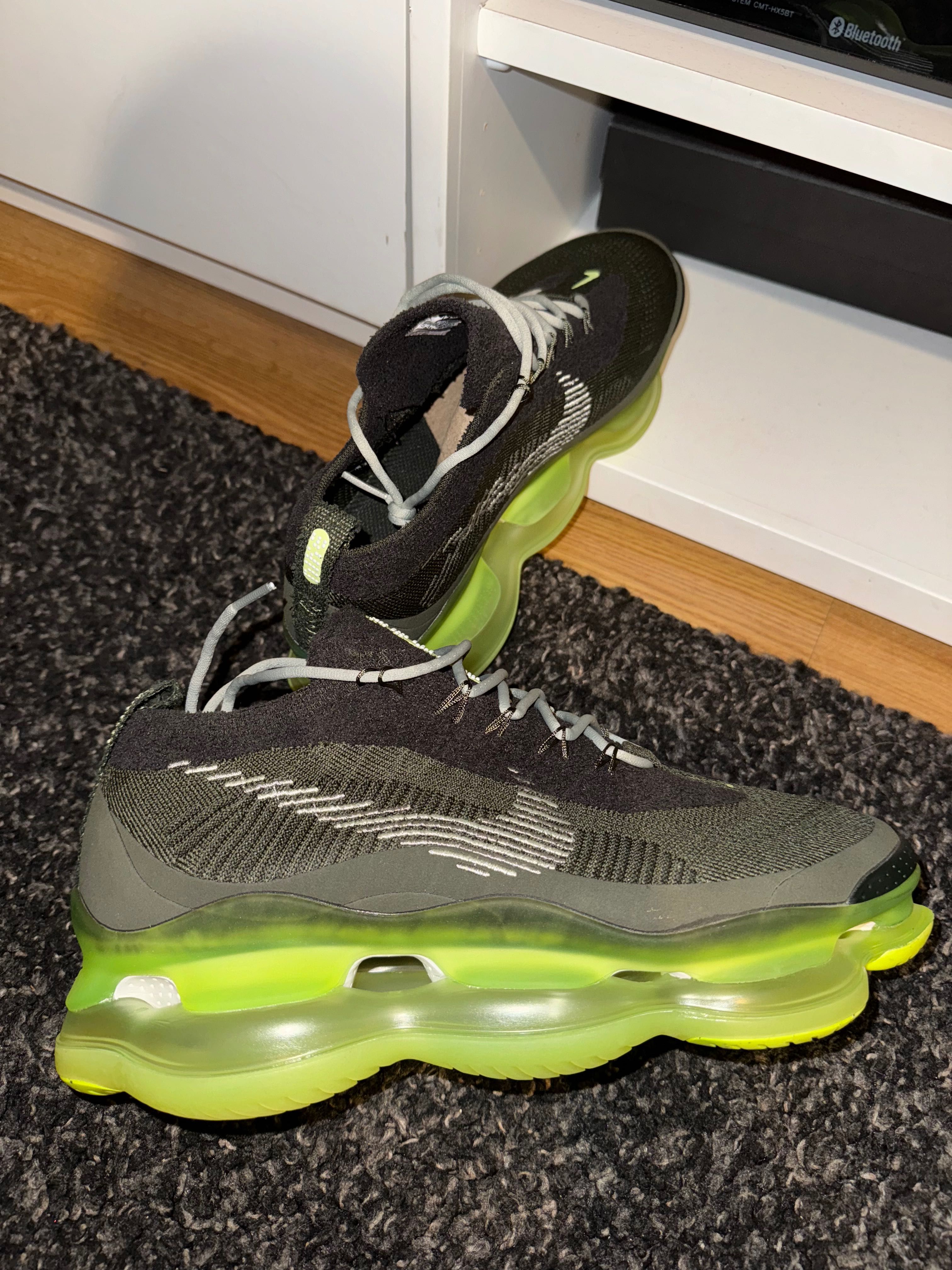 Нови Nike Scorpion Air Max - черен/зелен - EUR 42