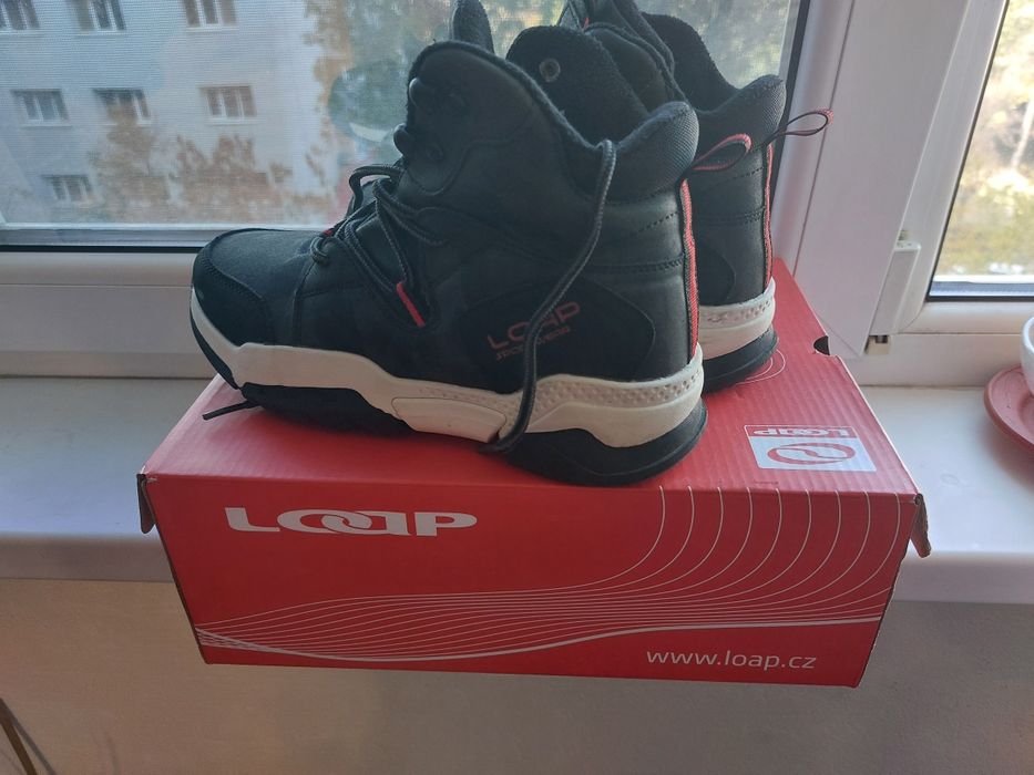 Bocanci copii Loap, mărimea 37 impecabili