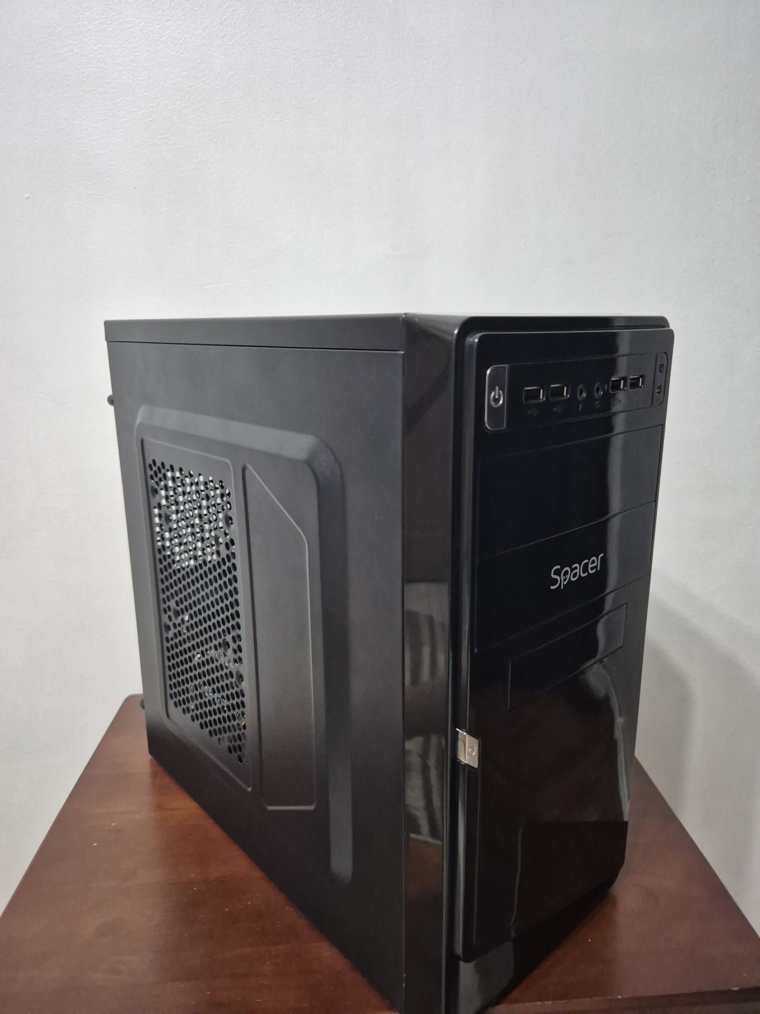 PC de gaming i3 12100f si GTX1660S StormX
