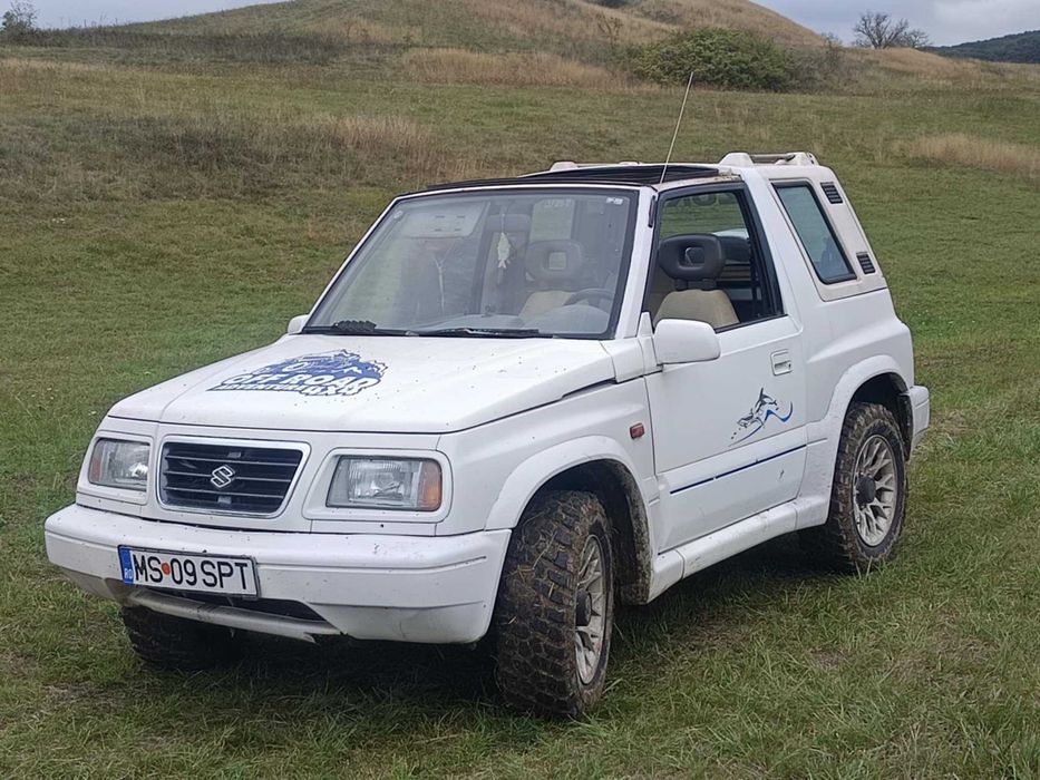 Suzuki Vitara  2 litri