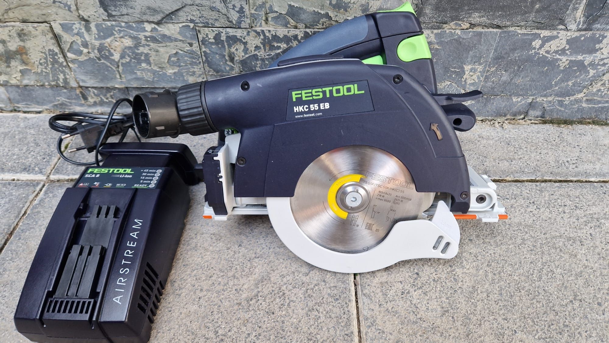 Festool circular pe acumulatori