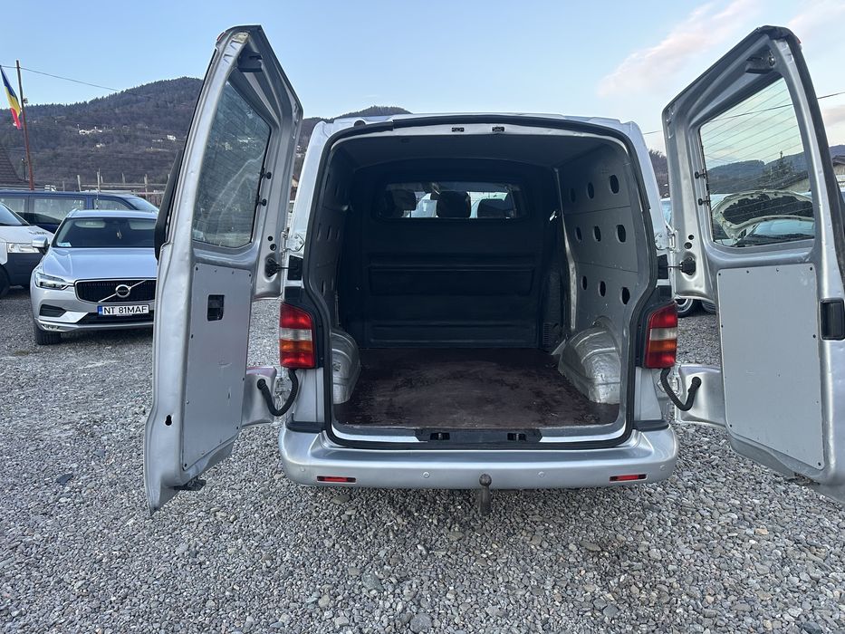 Vw Transporter t5 mixt cu 5-6 locuri nu vito
