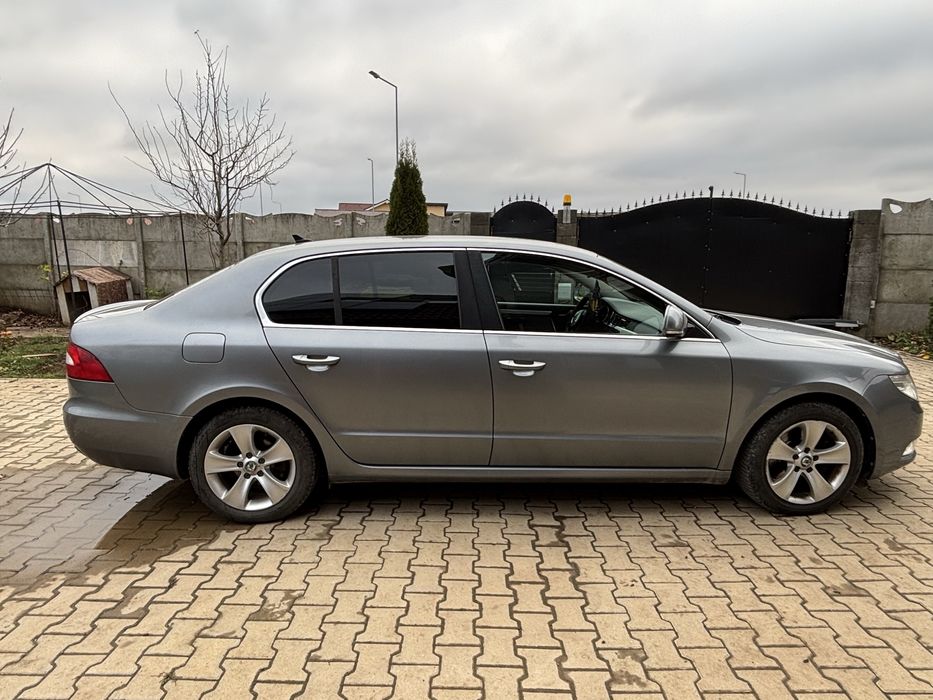 Skoda Superb 2013