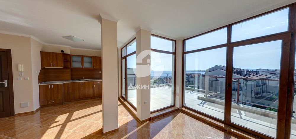 Продава се Тристаен апартамент в Свети Влас - 142 кв.м за 1204 €/кв.м - Снимка #2