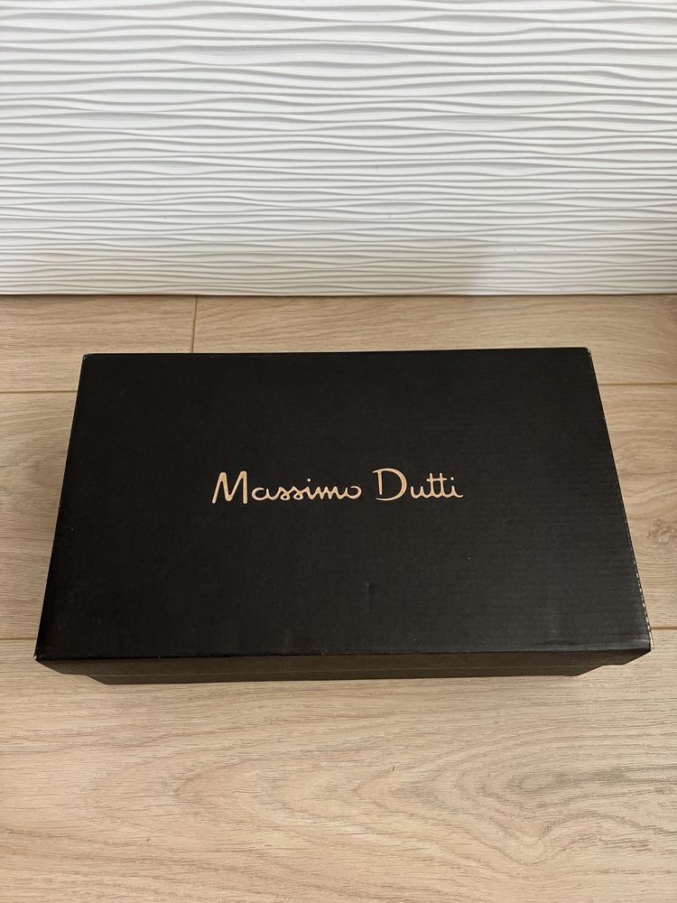Кожени сандали Massimo Dutti
