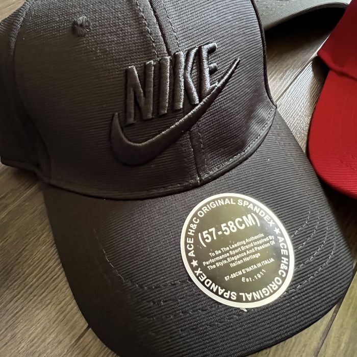мъжка шапка NIKE лятна с твърда козирка регулиране на размера различни
