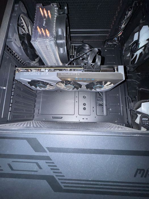 Vând placa video rtx 3060ti 8 gb 256 bit