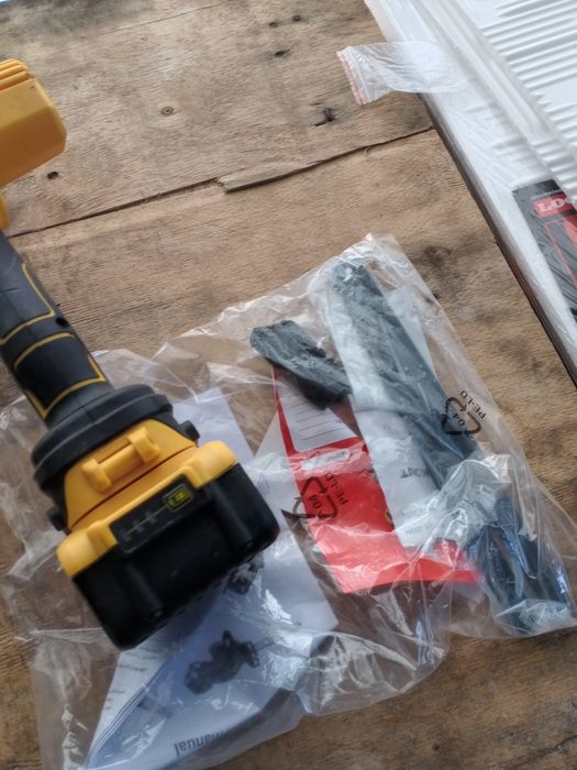 Ръчена  аклуматорна резачка за части