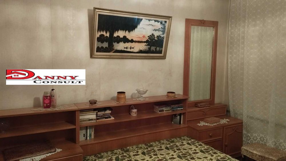 Тристаен апартамент в гр. В. Търново до Пожарната