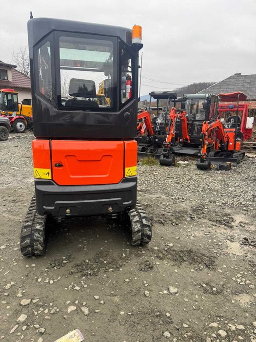 Miniexcavator Macao CT23