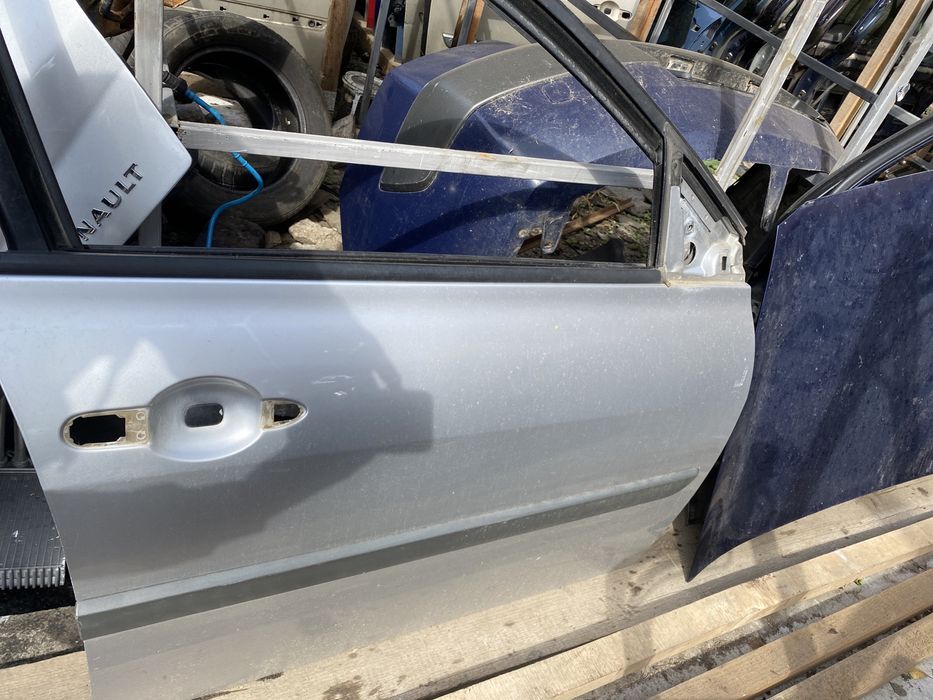 Usa fata megan 2 st dr pret pe bucata