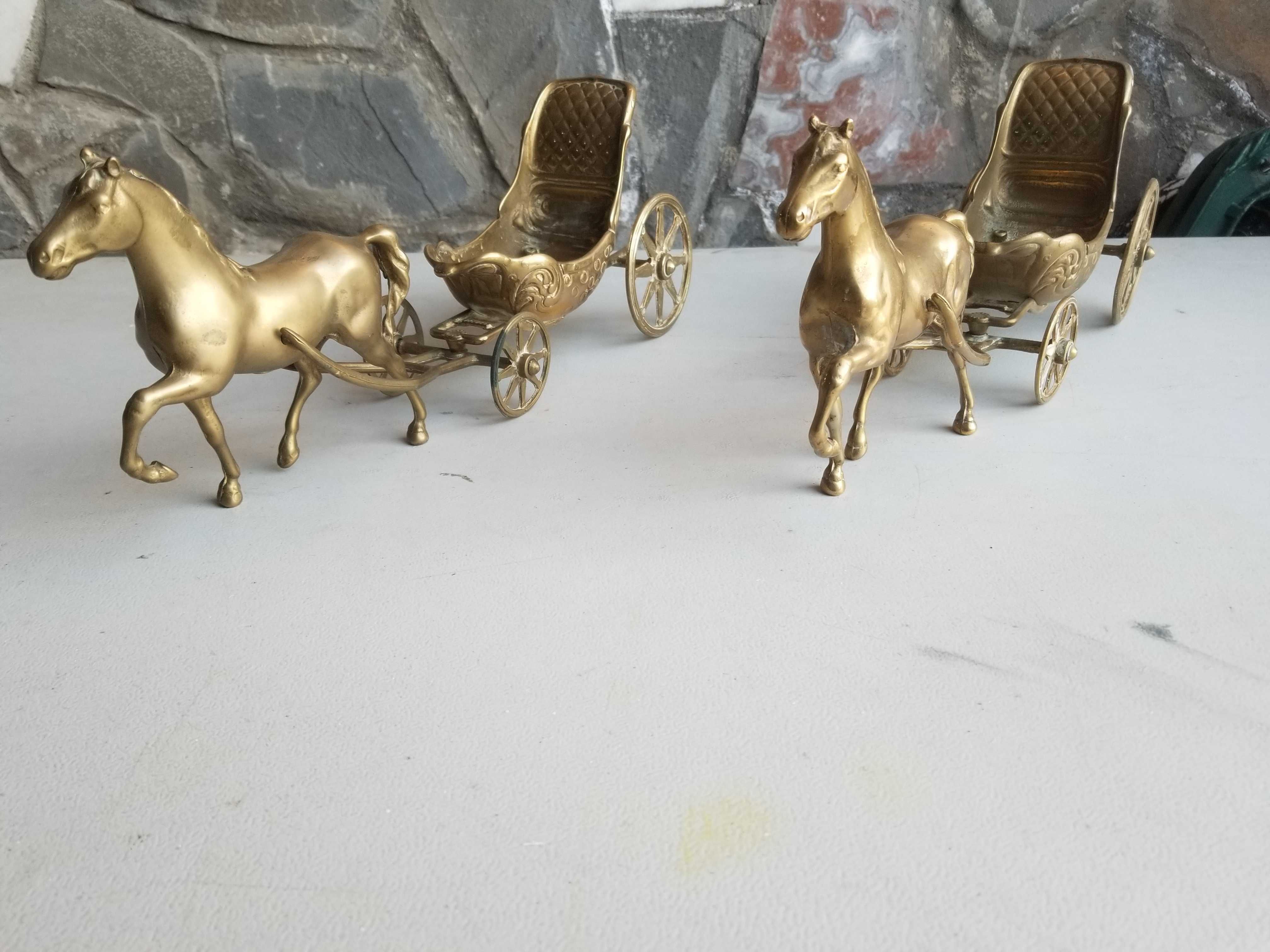 ornamente din bronz