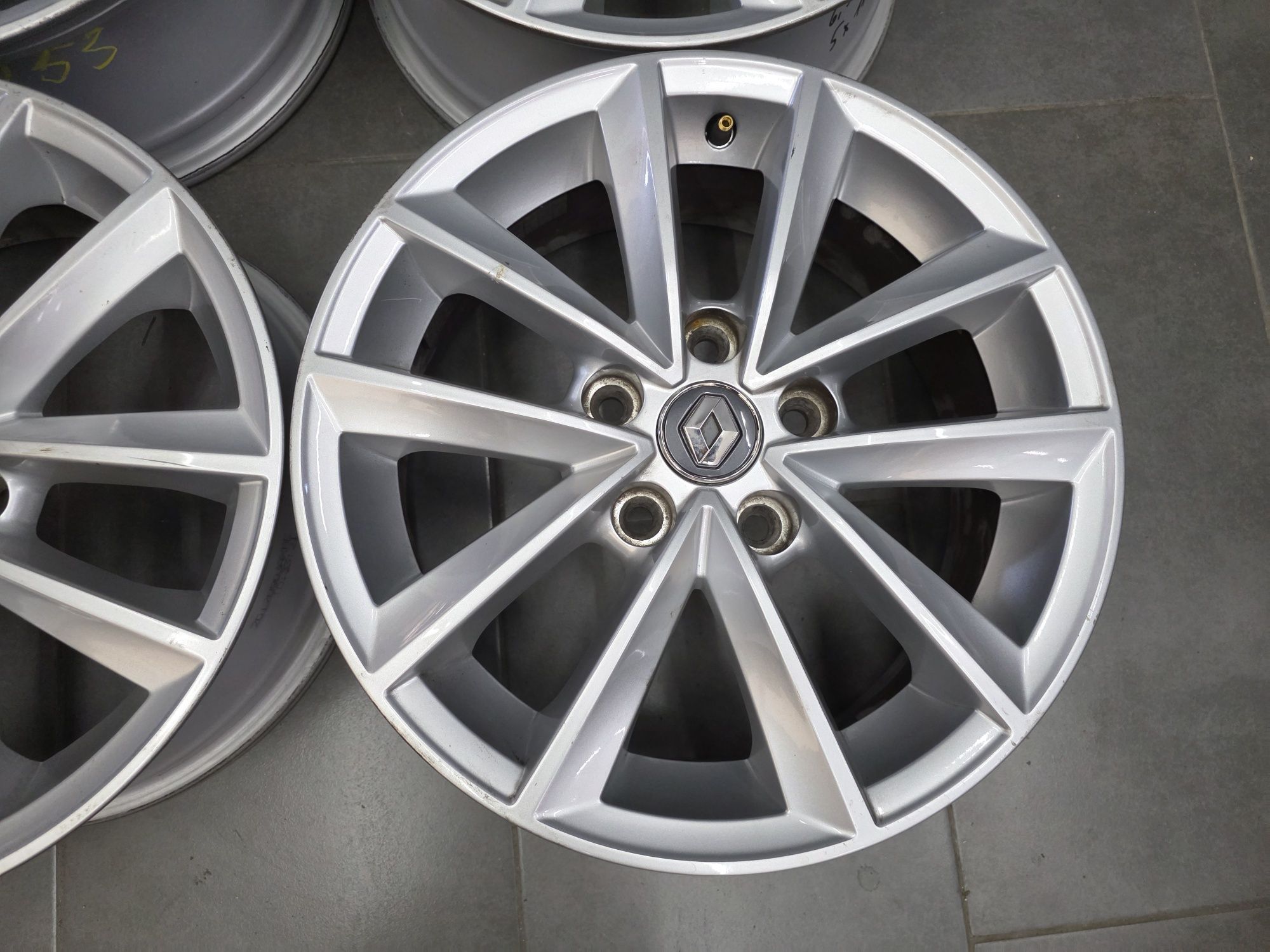 Джанти 16 - Renault Megane, Talisman 2015-