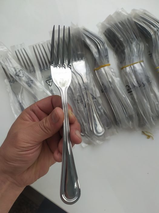 Продам вилки новые