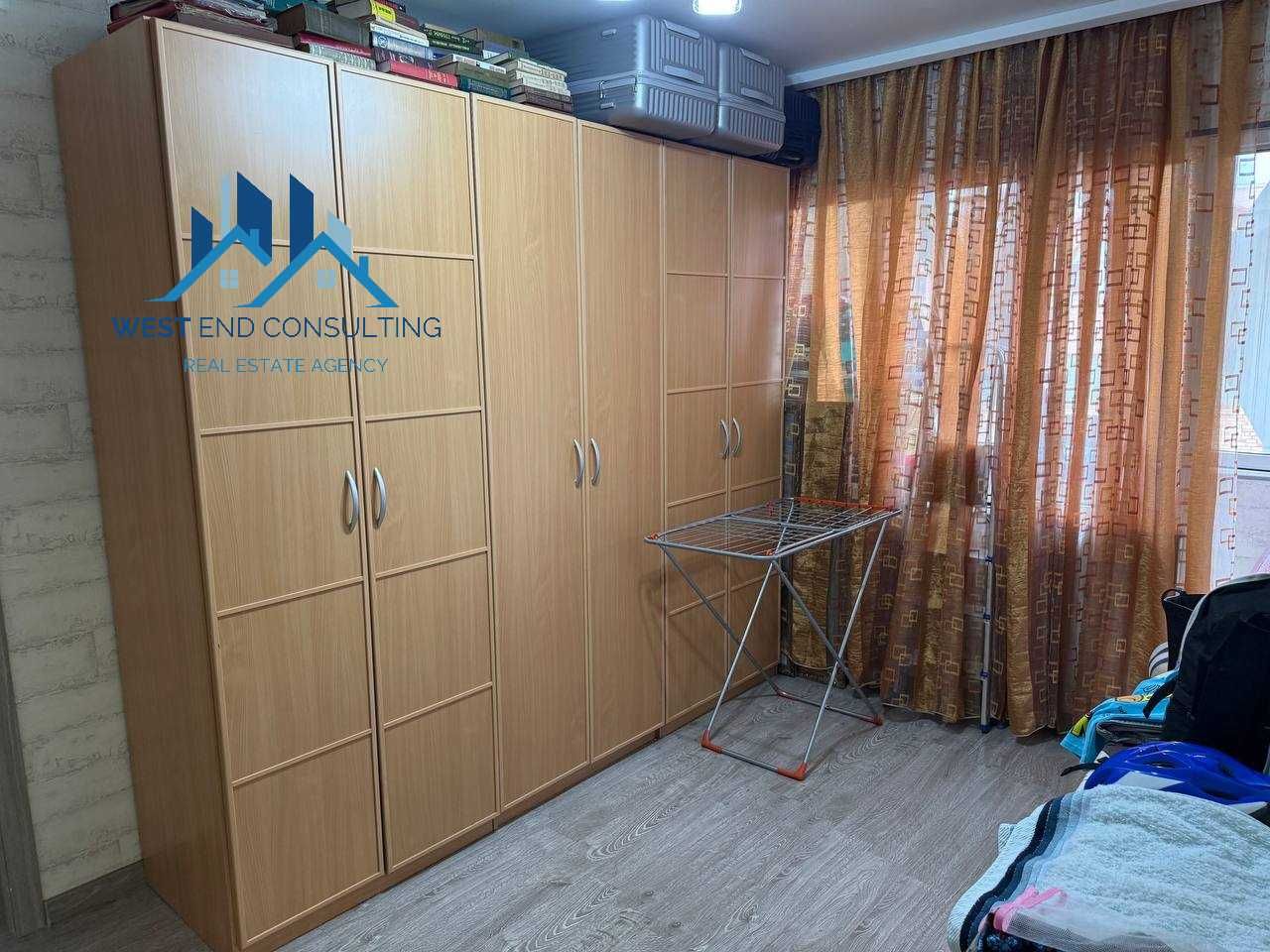 Продаётся 5 комнатная, большая квартира на Госпитальном