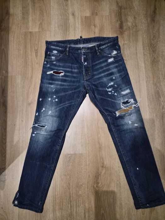 Оригинални дънки на Dsquared2 и Zu Elements