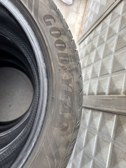 Гуми Goodyear 245/45/18 DOT21