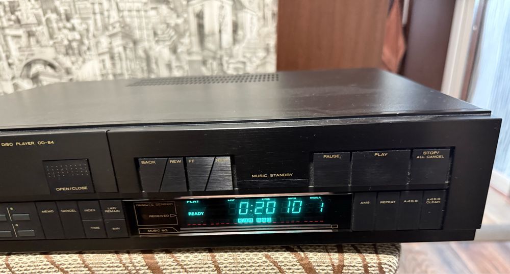 Продавам CD Marantz 84